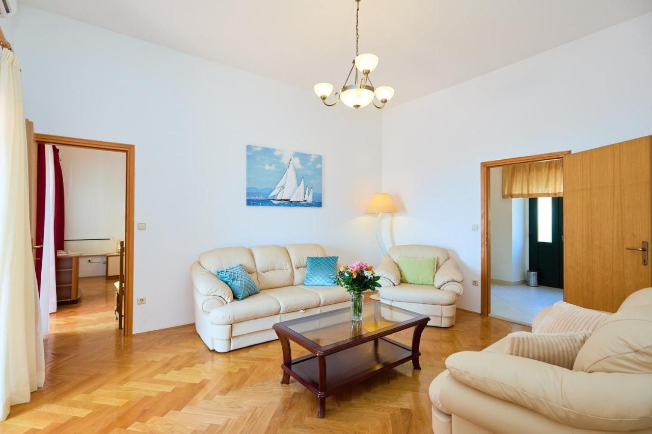 Apartman Ani Mlini Buitenkant foto