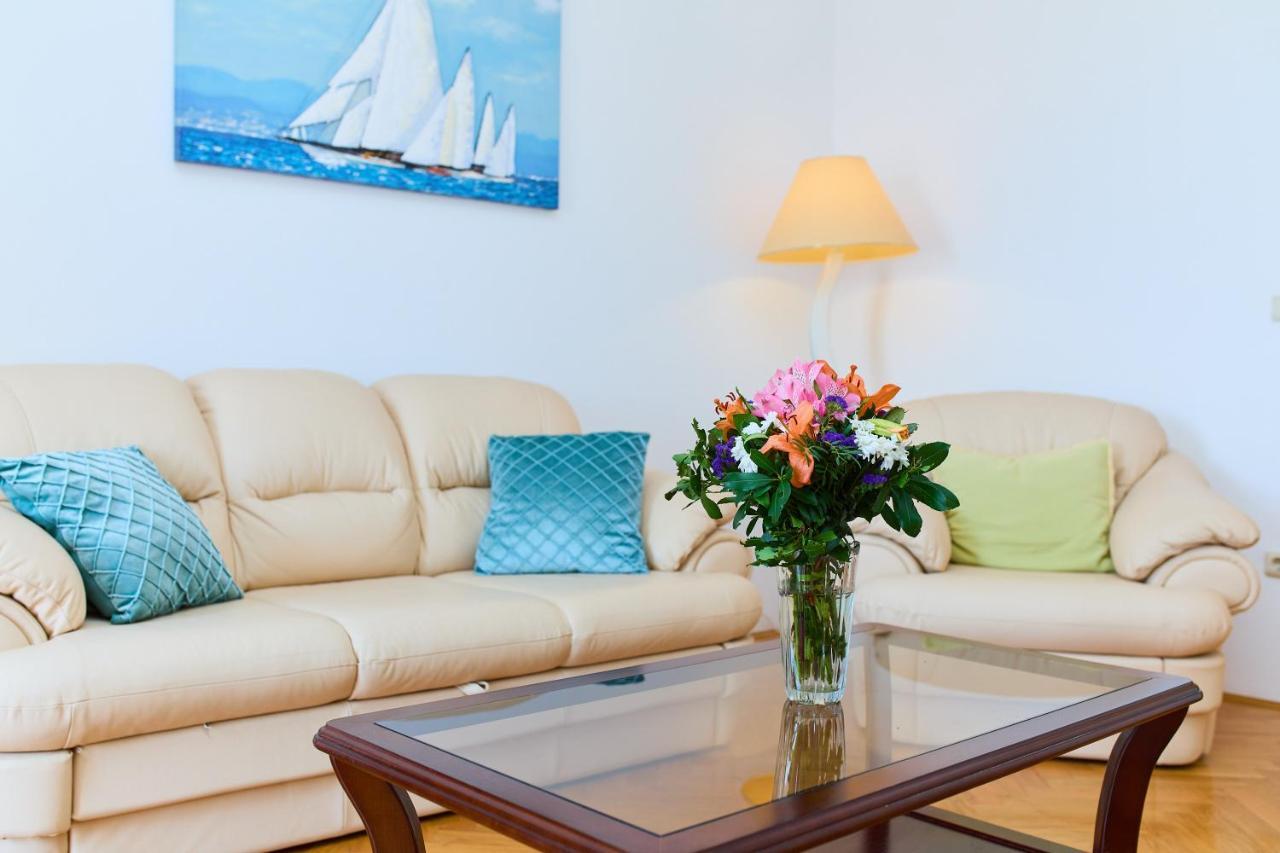 Apartman Ani Mlini Buitenkant foto
