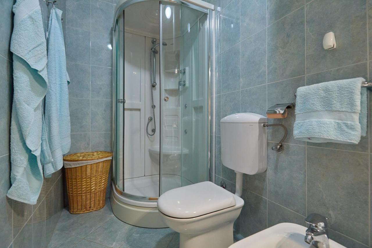 Apartman Ani Mlini Buitenkant foto